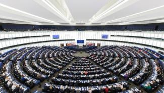 styles medium public images blog posts Adam Dupuis 2015 03 15 European Parliament Strasbourg Hemicycle Diliff