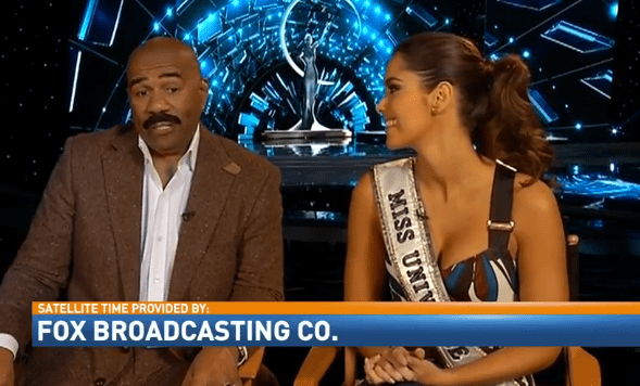 Watch The Awkward Moment When Steve Harvey Announces The Wrong Winner For Miss Universe