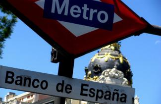 Image : vayamadrid.com styles medium public images blog posts Adam Dupuis 2016 01 26 metro banco de espana