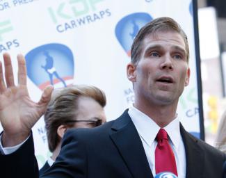 Robert Burck annoucning his Presidential campaign 2012