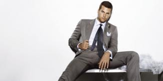 He looks great in clothes, but how does Tom Brady look out of them? Photo: Esquire Magazine & Matthias Vriens styles medium public images blog posts Adam Dupuis 2016 09 27 landscape 1430324350 esq0908147a