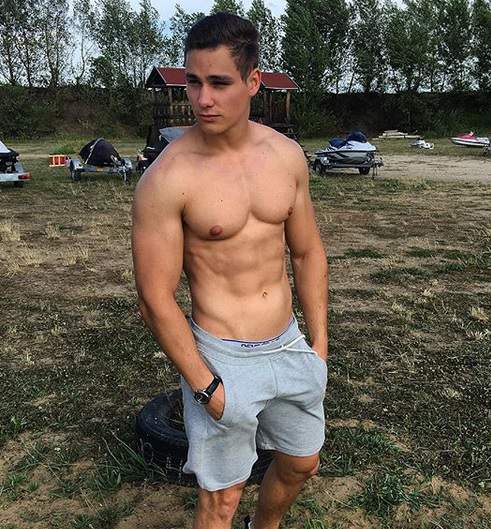 styles large public images blog posts Bryan Keating 2017 08 09 InstinctRevez