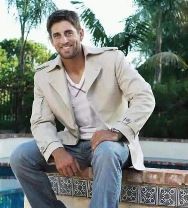 styles large public images blog posts Ryan Shea 2017 09 02 aaronrodgers