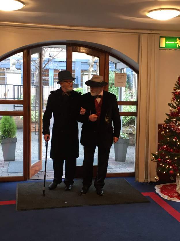 Credit: Emma McMenamy styles large public images blog posts Ryan Shea 2017 12 23 DRpvud5XcAEqhoX