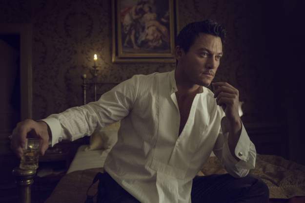 styles large public images blog posts Devin Randall 2018 02 12 Luke Evans Alienist