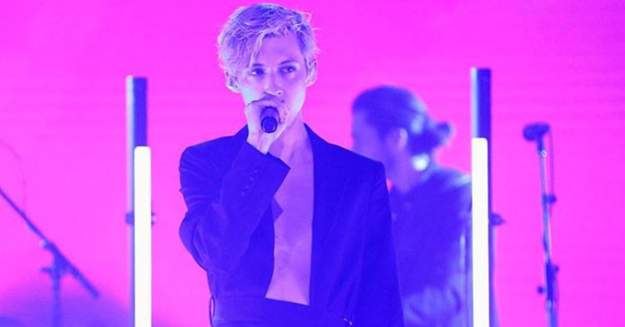 Image via Instagram styles large public images blog posts Devin Randall 2018 04 29 TroyeSivanInstagram2