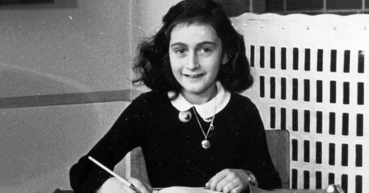 785px-AnneFrank1940.jpg