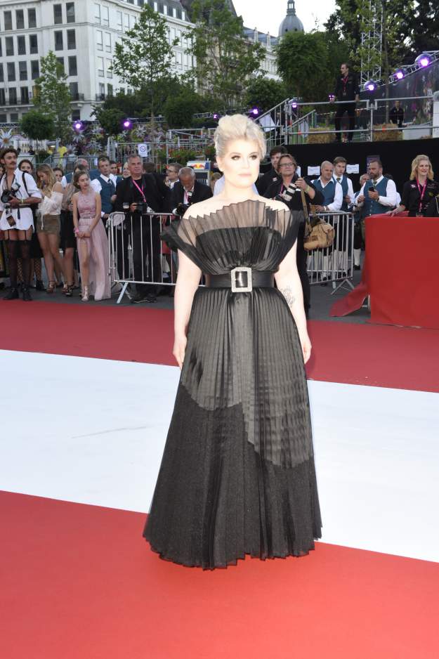 Credit: Raimund Appel for Life Ball 2018 styles large public images blog posts Ryan Shea 2018 06 03 Kelly Osbourne Credit Life Ball %C2%A9 Raimund Appel 2018