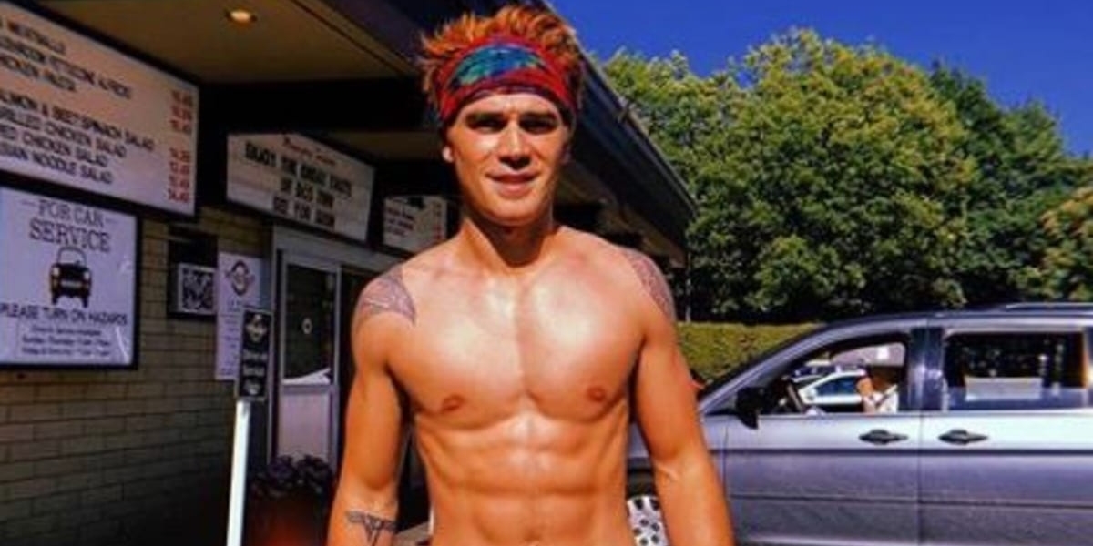 shirtless Archives - Towleroad