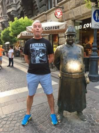 styles large public images blog posts Adam Dupuis 2019 01 13 the fat policeman statue