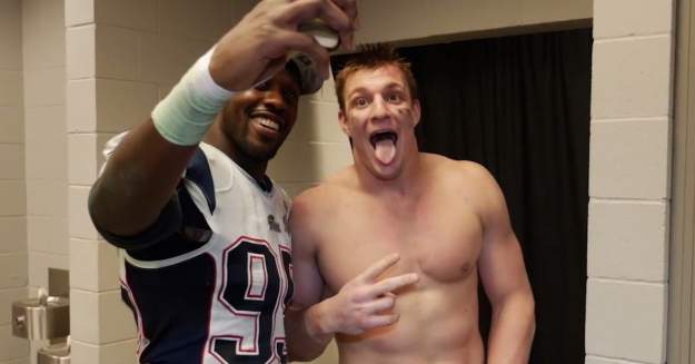 Credit: Chandler Jones styles large public images blog posts Ryan Shea 2019 01 15 gronk1