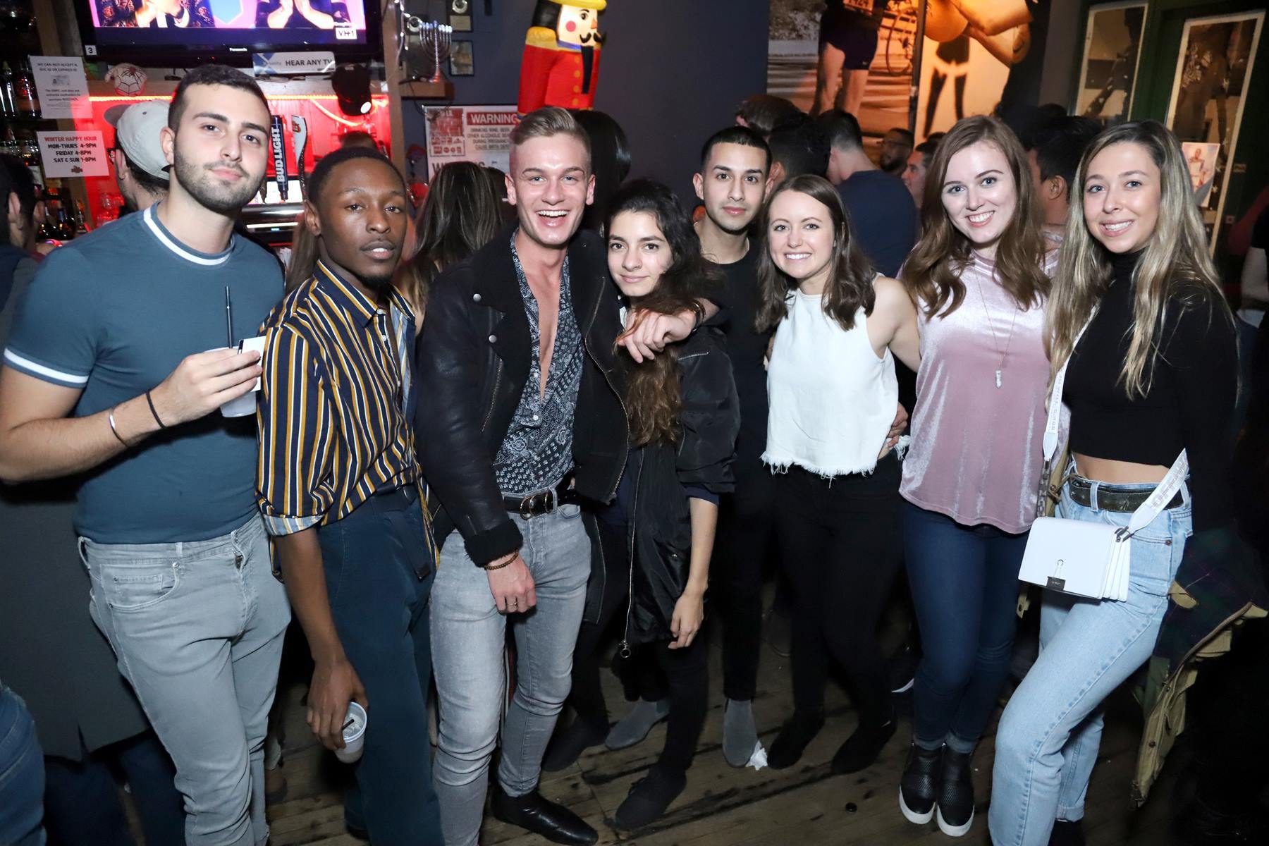 crowd 2019 04 22 14 09 14 063493