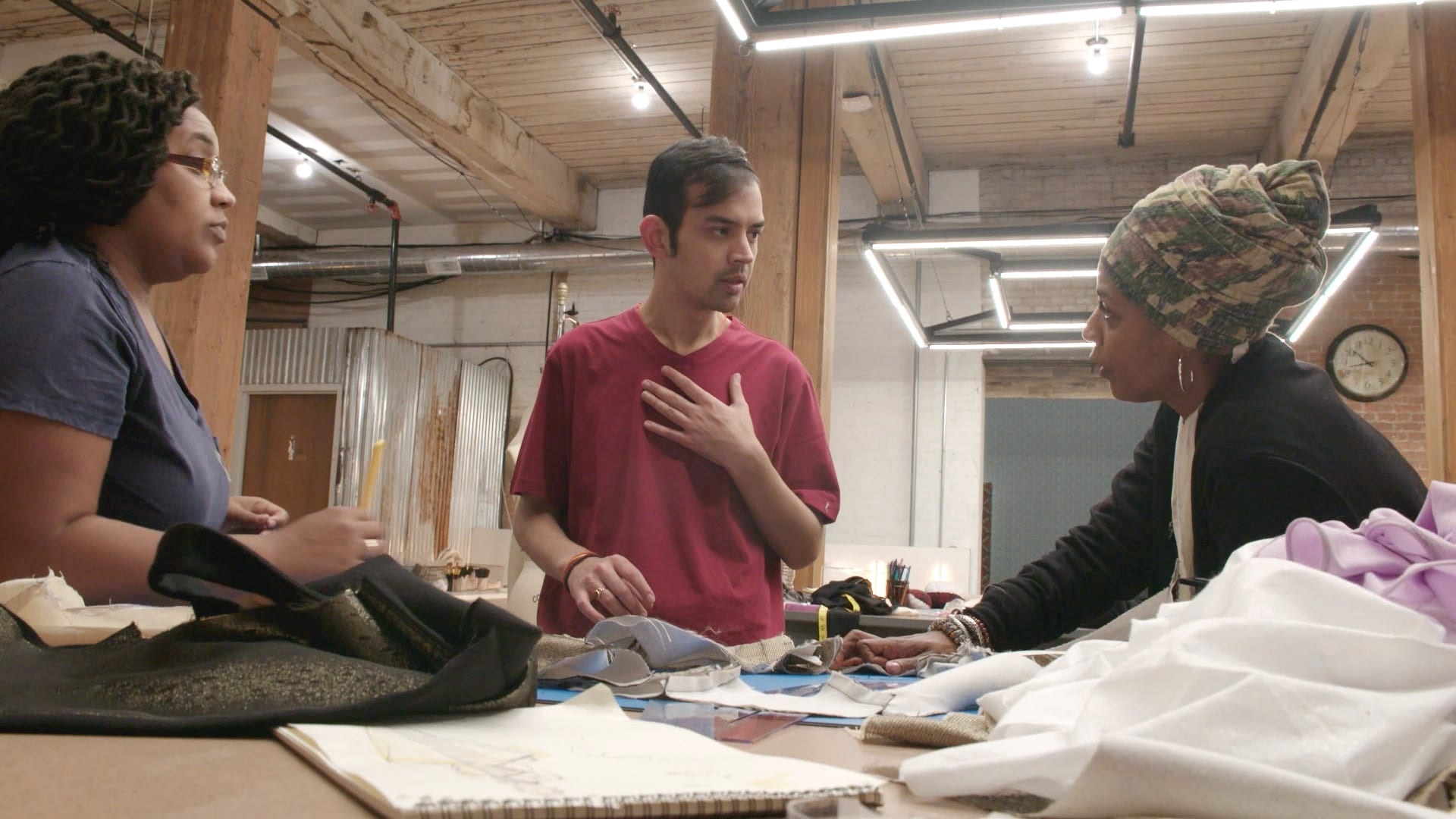 190314 3923202 What s Got Kovid Kapoor in Tears 2019 04 27 16 49 45 996056