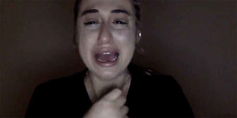 Jessy Taylor called 911 when her Instagram account was shut down (via screen capture)
