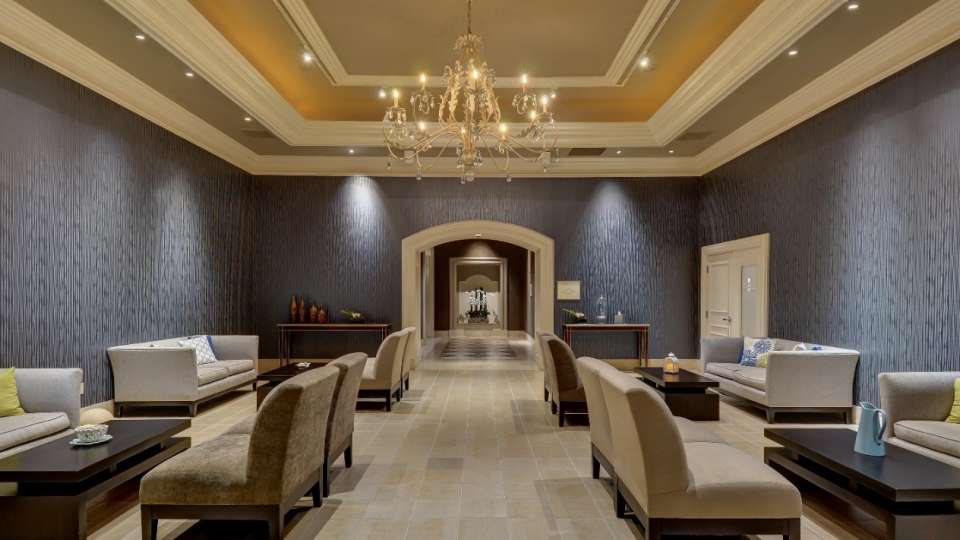 mandalay bay amenities spa mandalay lobby.jpg.image .960.540.high