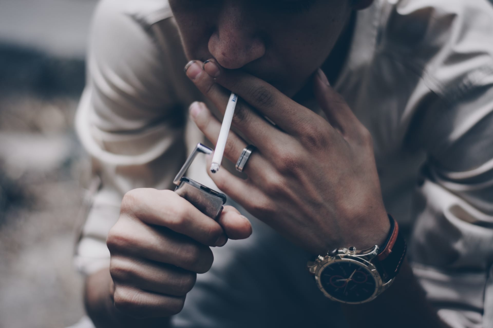 smoking cigarette sajjad zabihi 3QWGZnbjWk8 unsplash