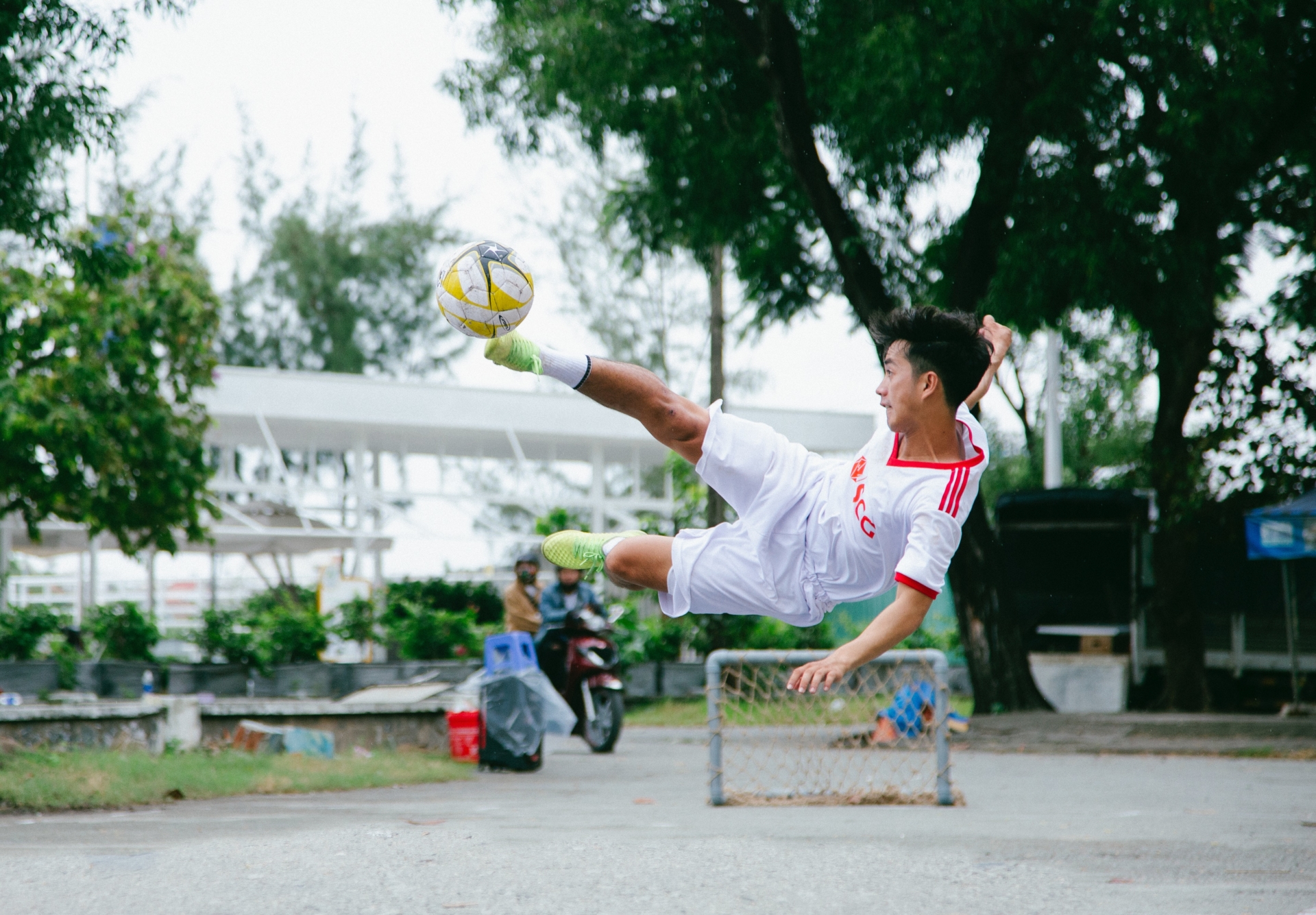 soccer kick sports athlete athletic asianman pexels duong hoang 1550692 scaled