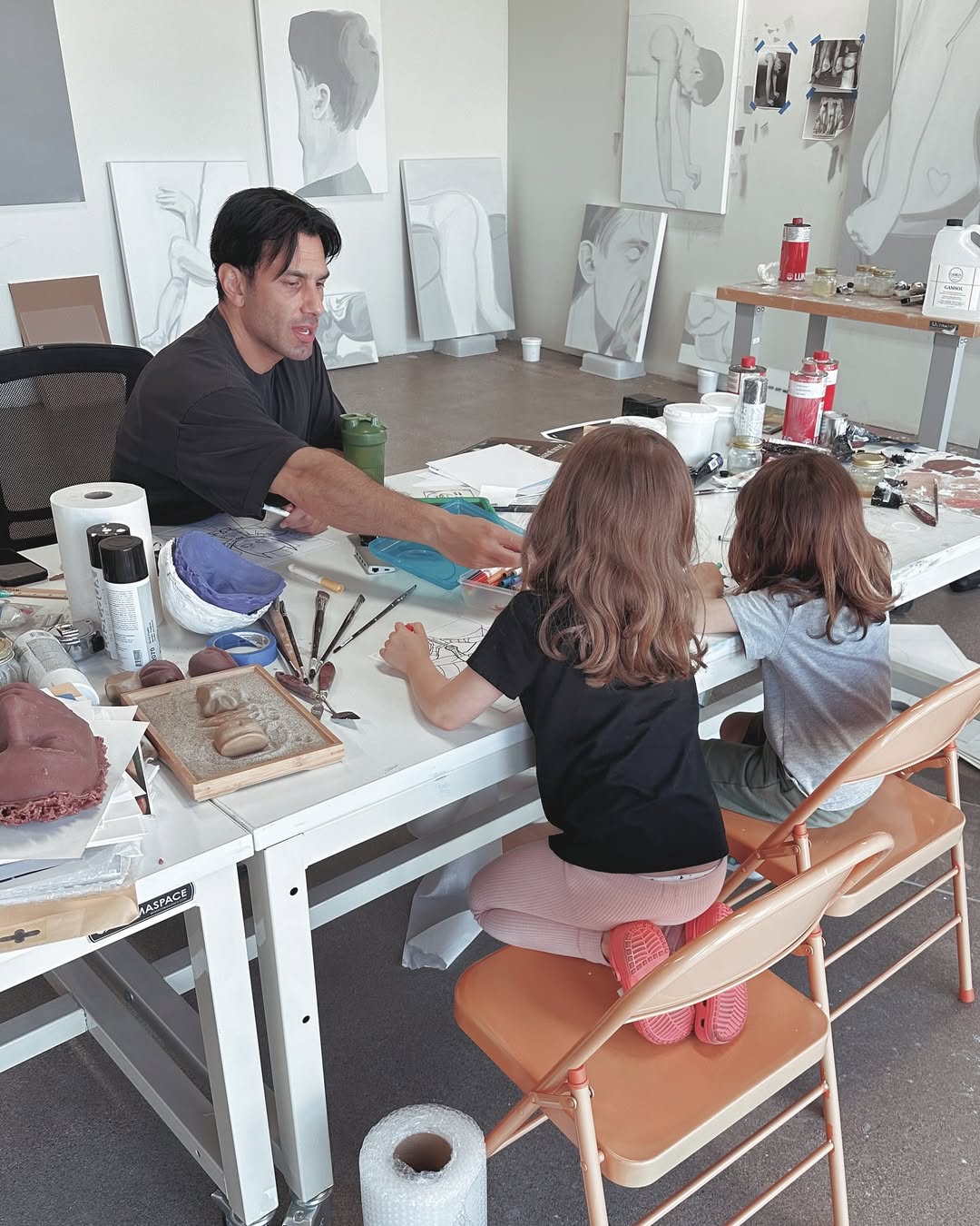 Jwan Yosef and his kids