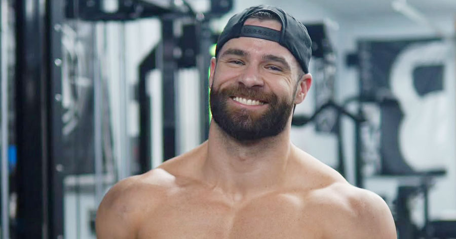 Jake Schum (via Instagram)