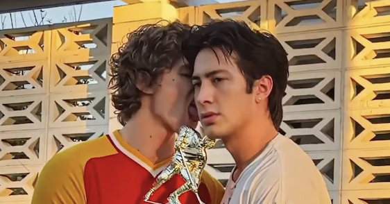 licking 1 e1766581363472