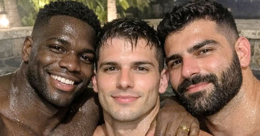 Rodrigo and friends cuddled in Rio (via Instagram)