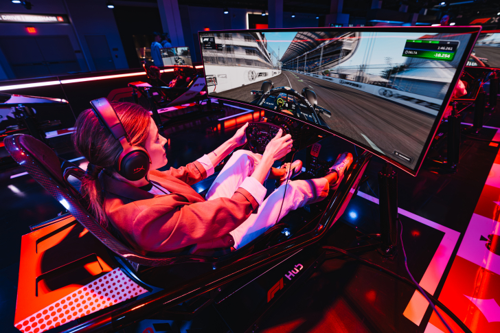 Grand Prix Plaza F1 SIMULATORS 2 Credit Grand Prix Plaza